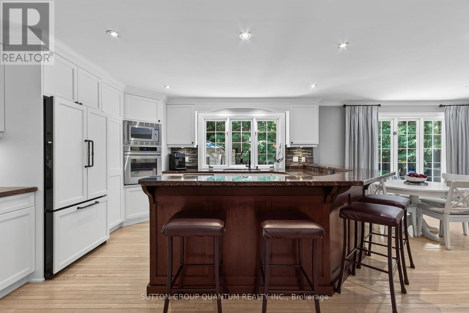 1391 QUEEN VICTORIA AVENUE - Image 15