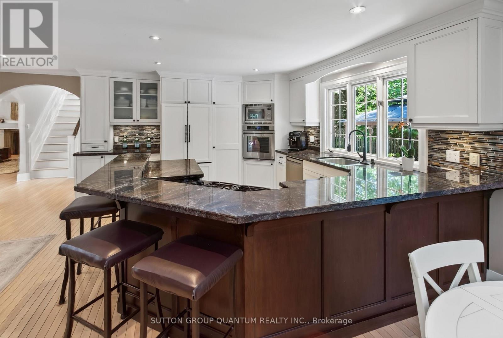 1391 QUEEN VICTORIA AVENUE - Image 17