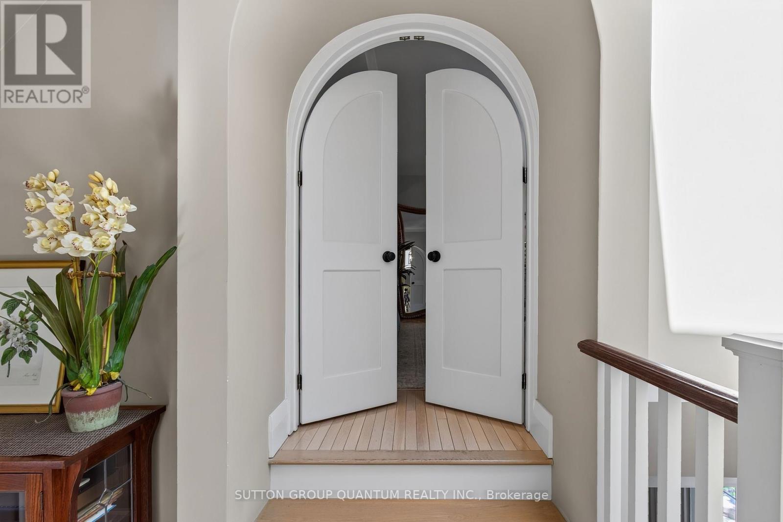 1391 QUEEN VICTORIA AVENUE - Image 27