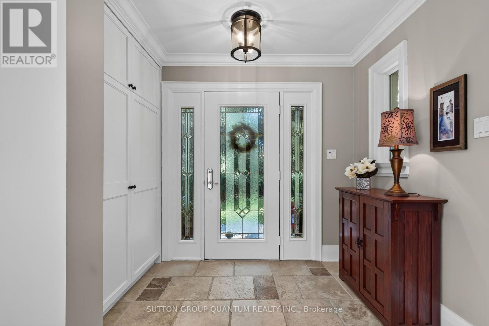 1391 QUEEN VICTORIA AVENUE - Image 5
