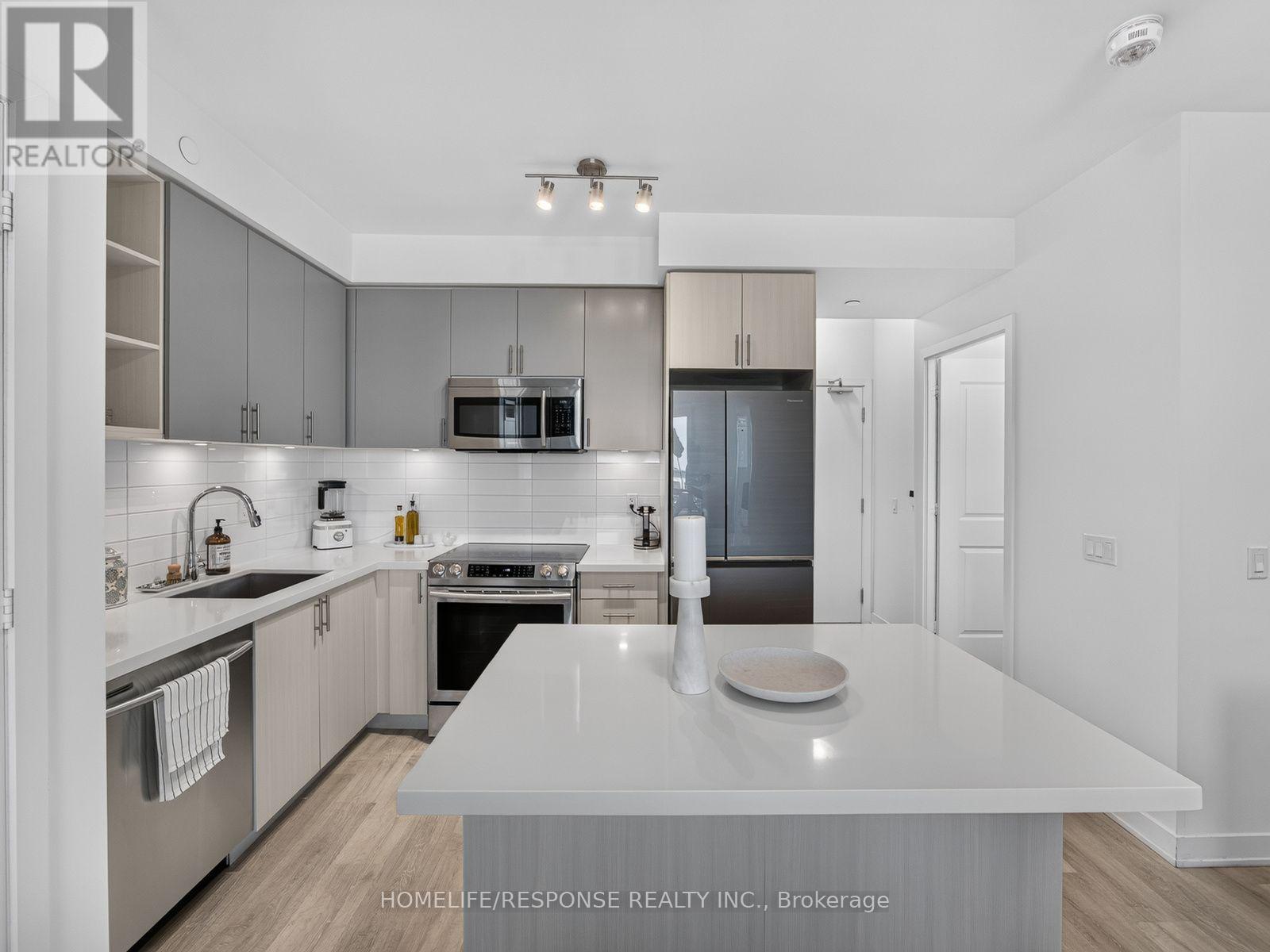 #410 4699 GLEN ERIN DRIVE - 12