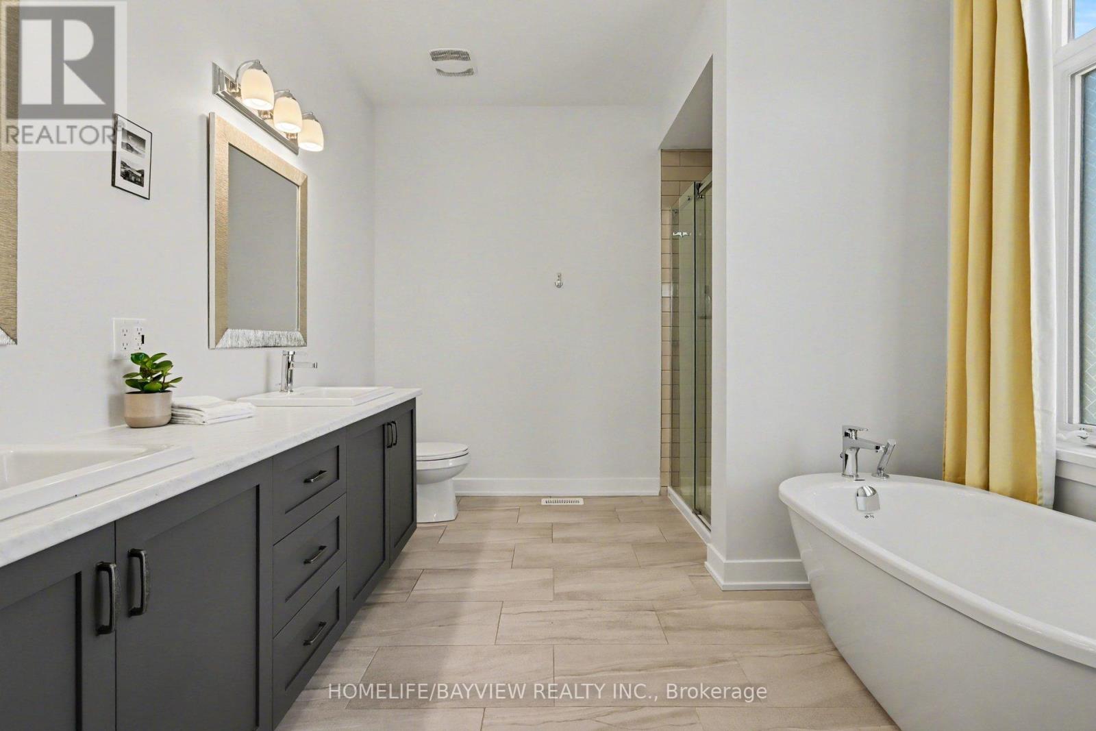 5 Bed, 3 Bath House for Sale in Ottawa – 315 AUTUMN MEADOW WAY, Ottawa – MLS# X13632870 - Image 19