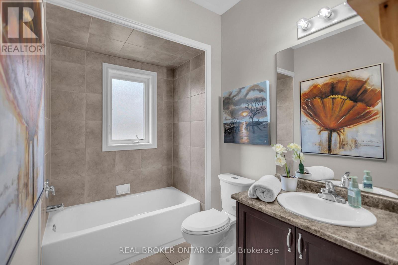 41 HARMER CRESCENT - Image 19