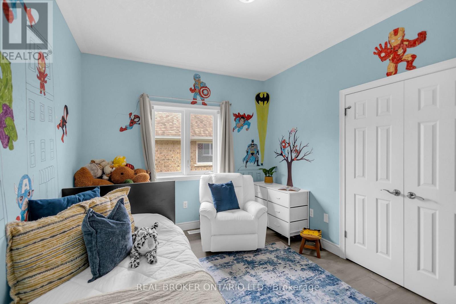 41 HARMER CRESCENT - Image 23