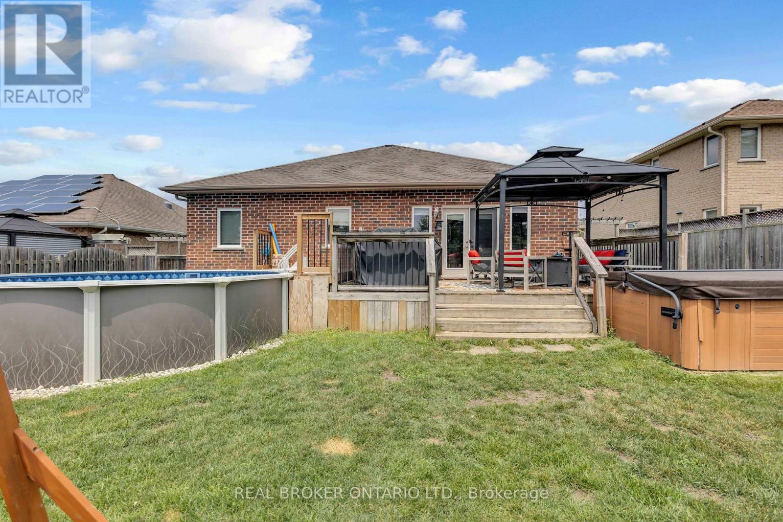 41 HARMER CRESCENT - Image 38