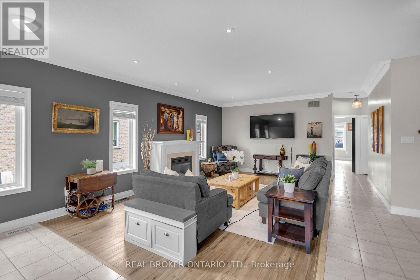 41 HARMER CRESCENT - Image 5