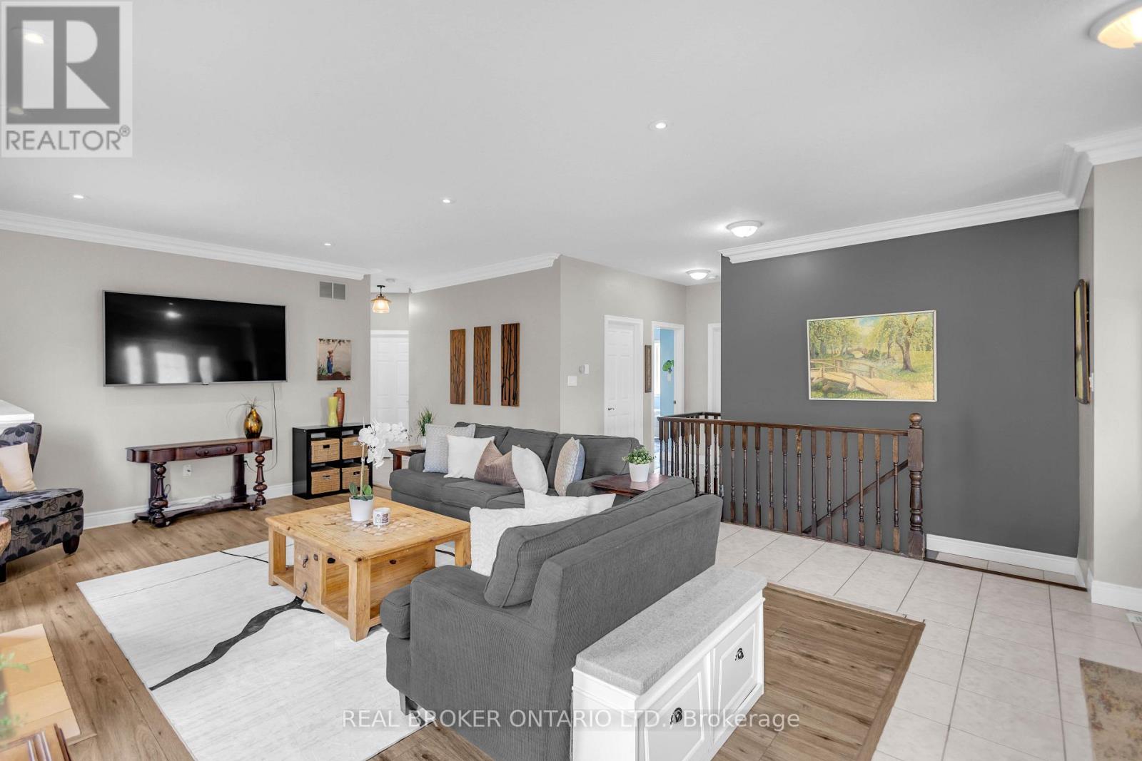 41 HARMER CRESCENT - Image 6