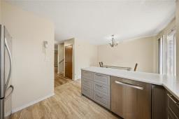 178 Pentland Street, Winnipeg, MB R2G1S9 Photo 13