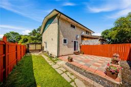 178 Pentland Street, Winnipeg, MB R2G1S9 Photo 38
