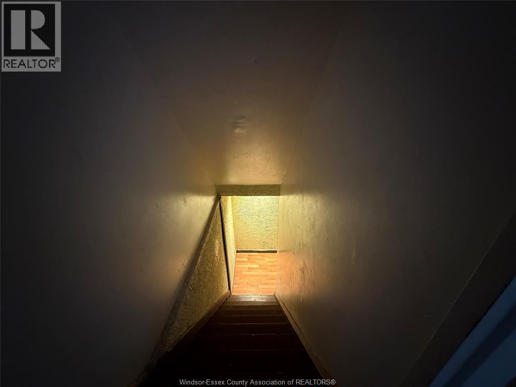 1110 ABBEY COURT - 19