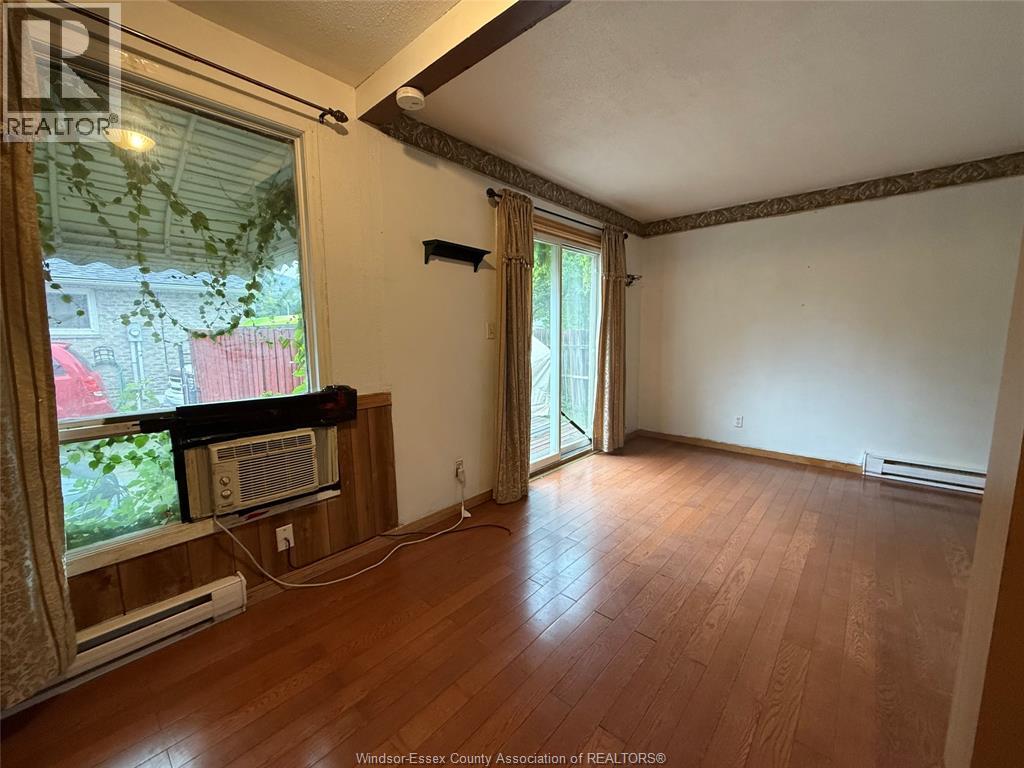 1110 ABBEY COURT - 8