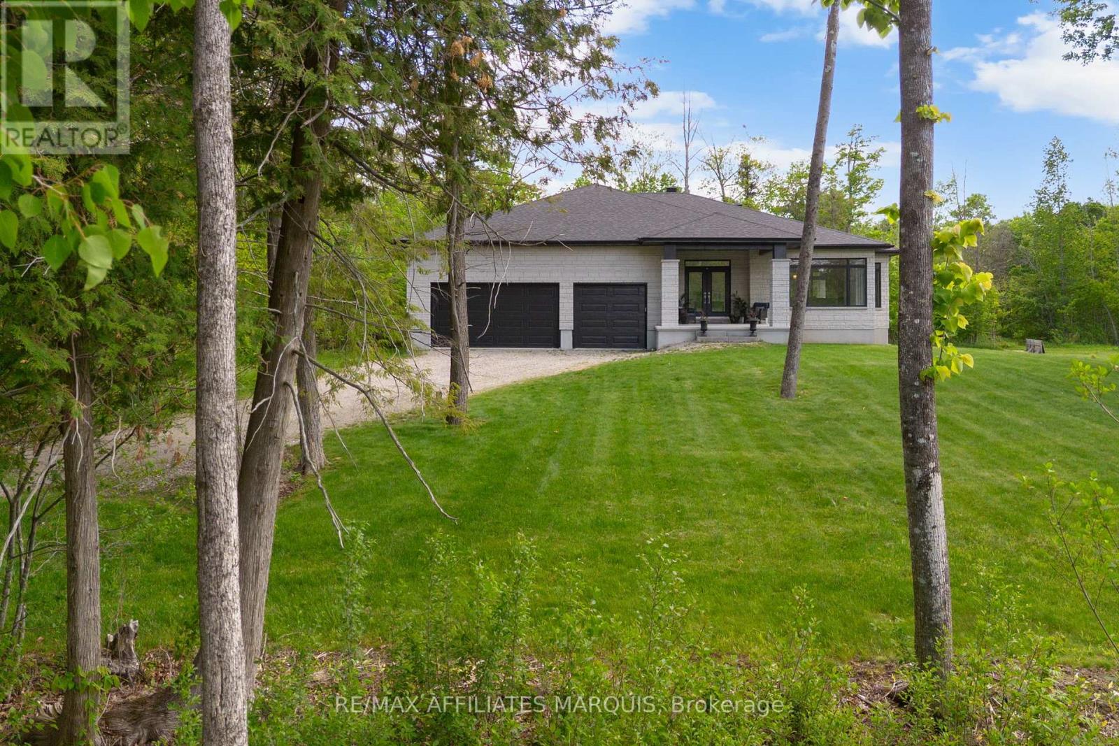 147 GOLF CLUB ROAD - 1