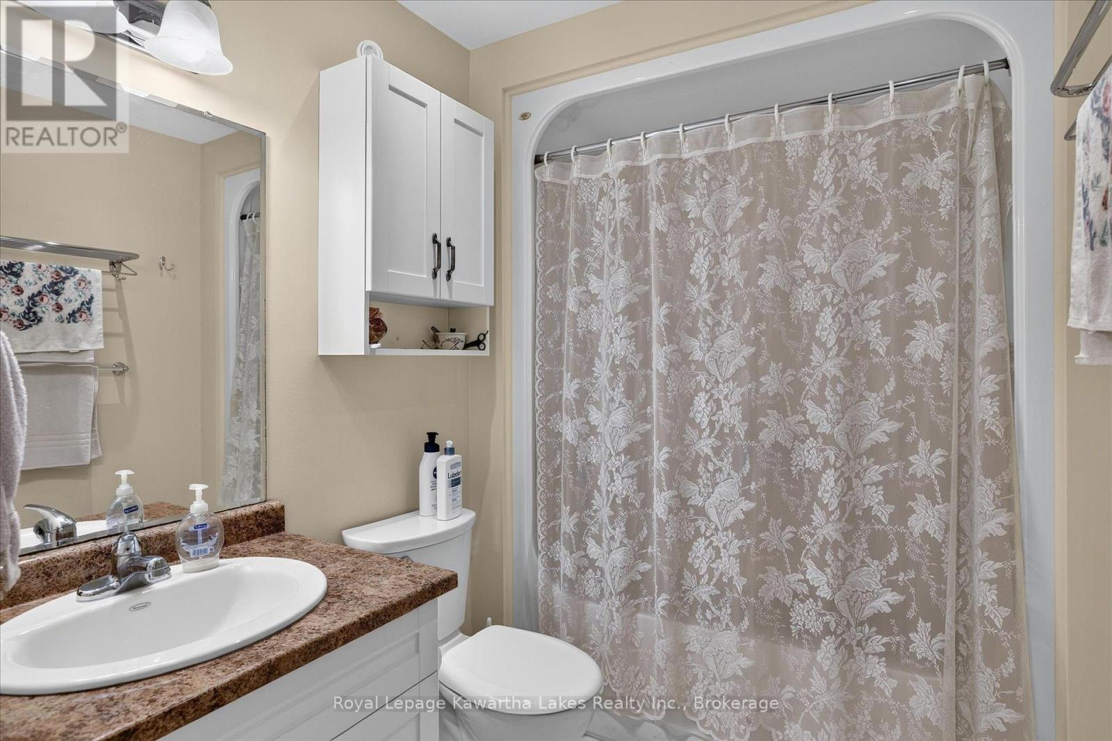 #7 35 GREEN ARBOUR WAY - Image 32