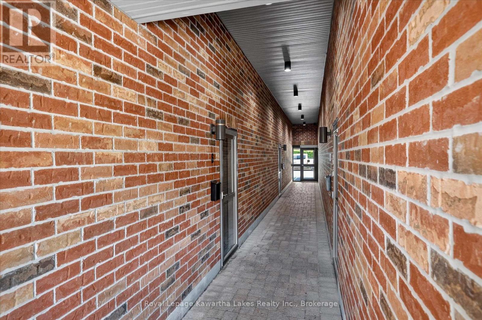 #7 35 GREEN ARBOUR WAY - Image 9