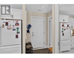 7 - 35 Green Arbour Way, Kawartha Lakes, ON K9V0E7 Photo 11