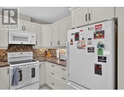 7 - 35 Green Arbour Way, Kawartha Lakes, ON K9V0E7 Photo 17