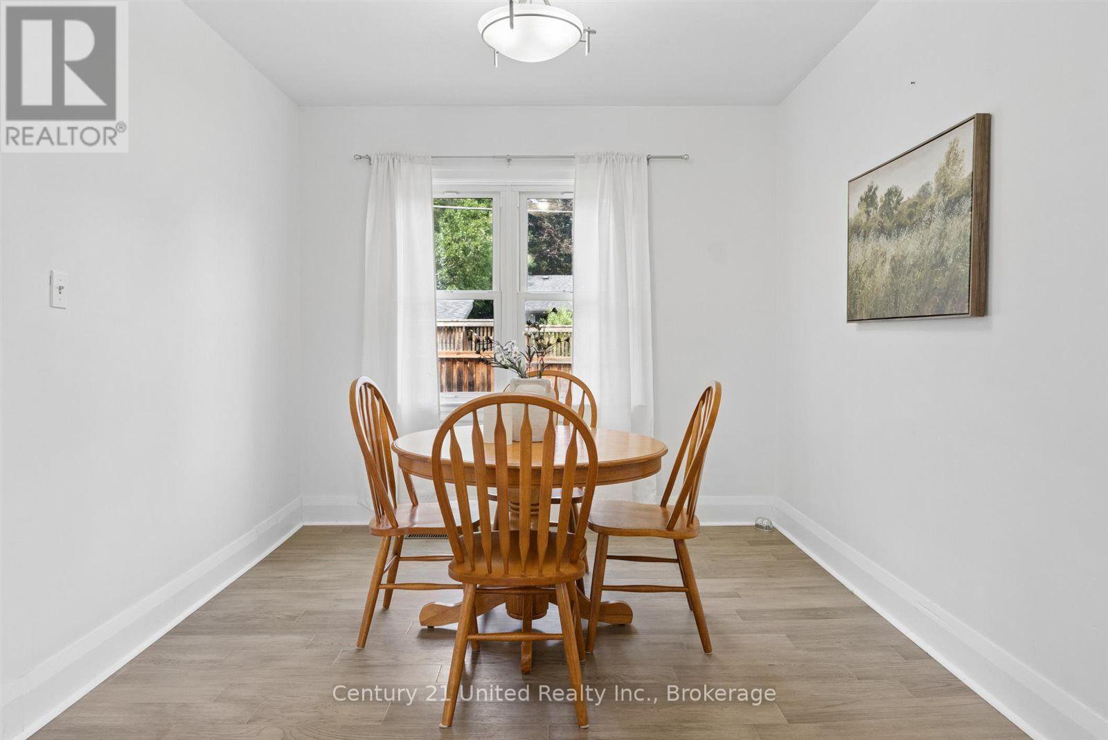 72 KENT STREET - Image 13