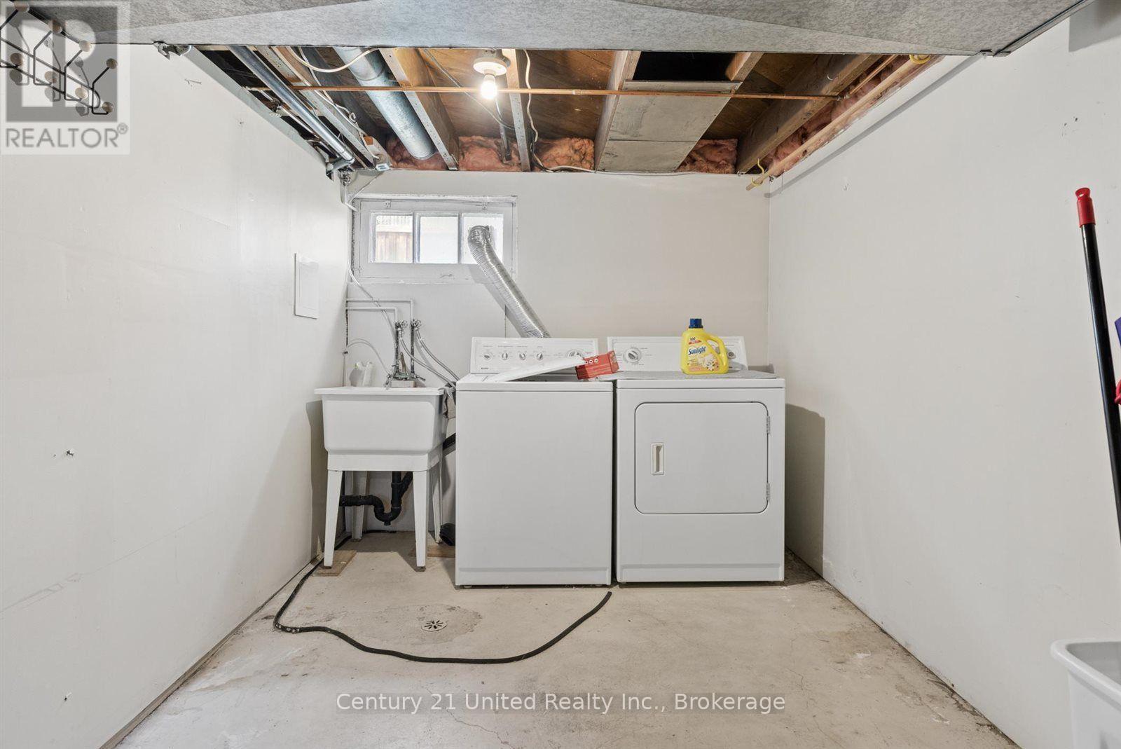 72 KENT STREET - 31
