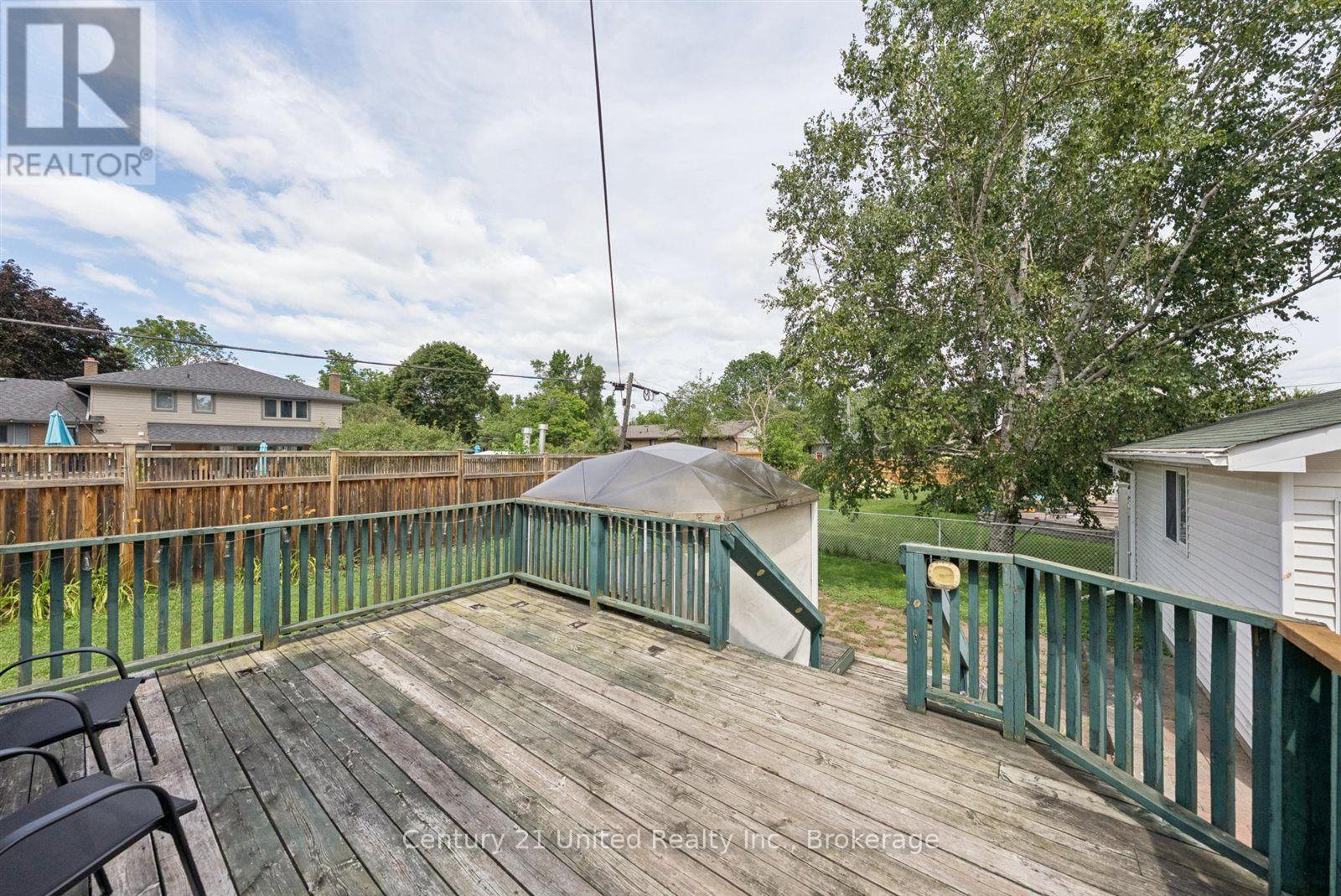 72 KENT STREET - Image 32