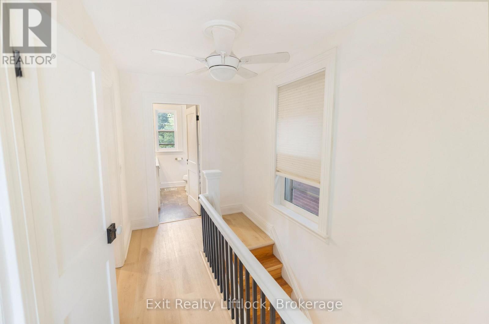 592 SHERBROOKE STREET - 14