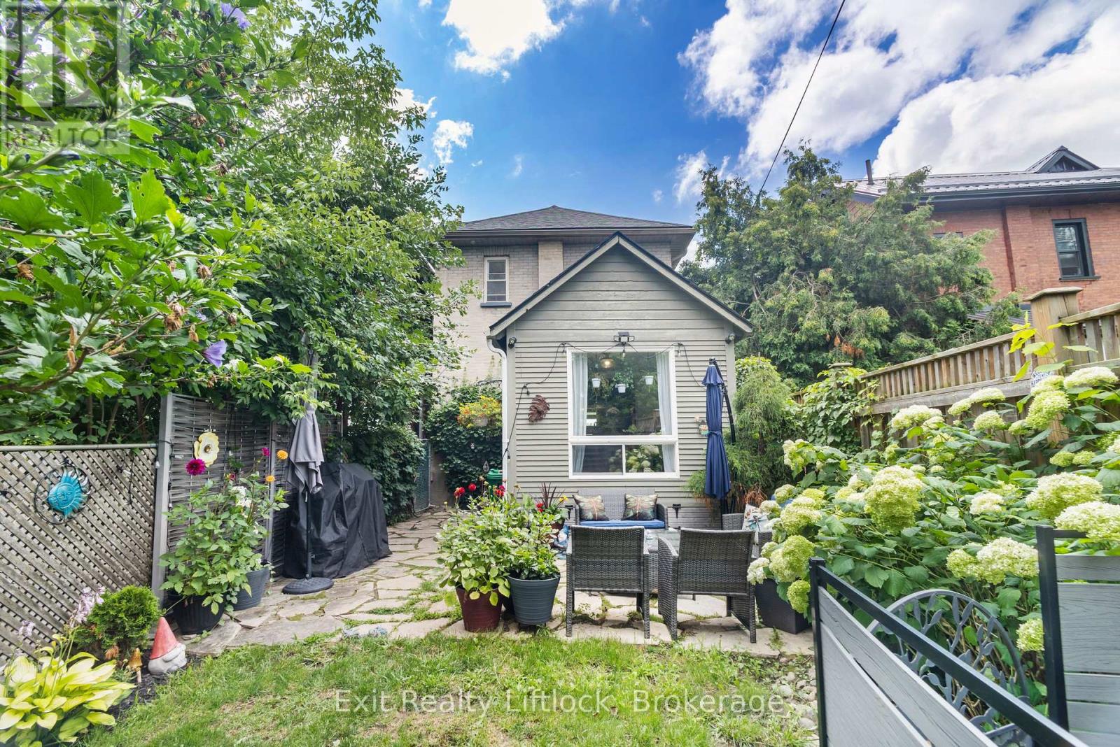 592 SHERBROOKE STREET - 20
