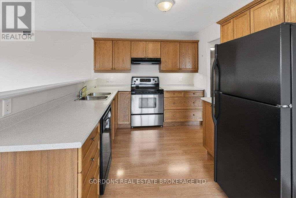 #401 350 WELLINGTON STREET - Image 29