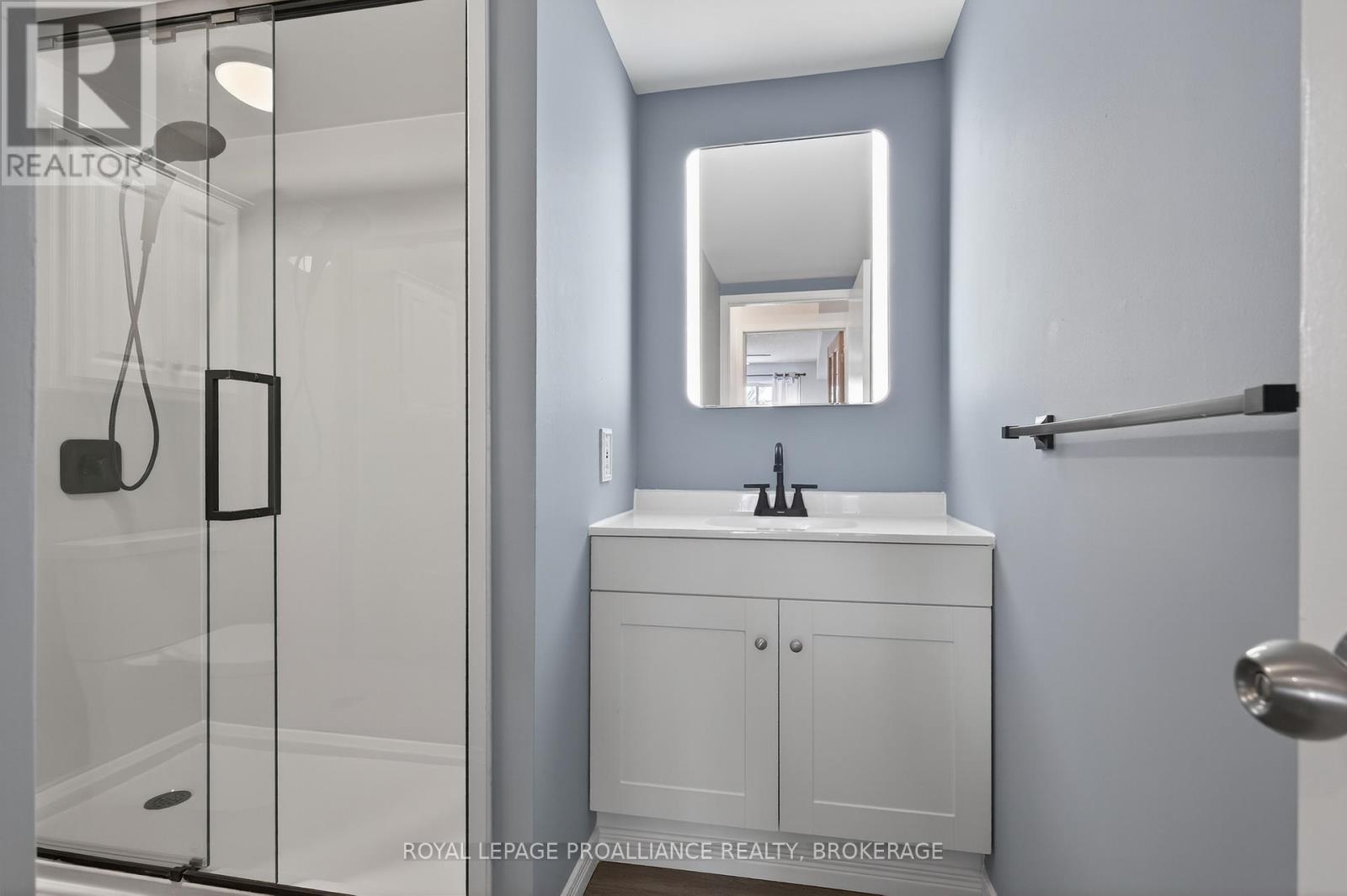 #313 310 KINGSDALE AVENUE - Image 16