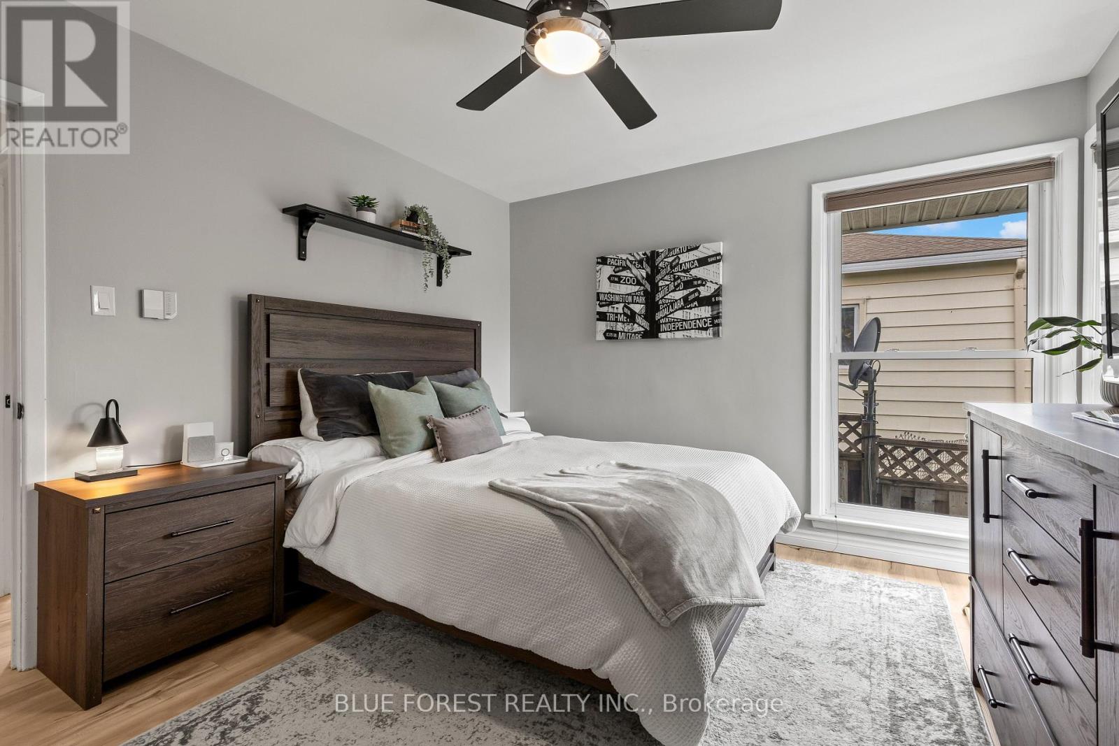 436 BASELINE ROAD E - Image 24