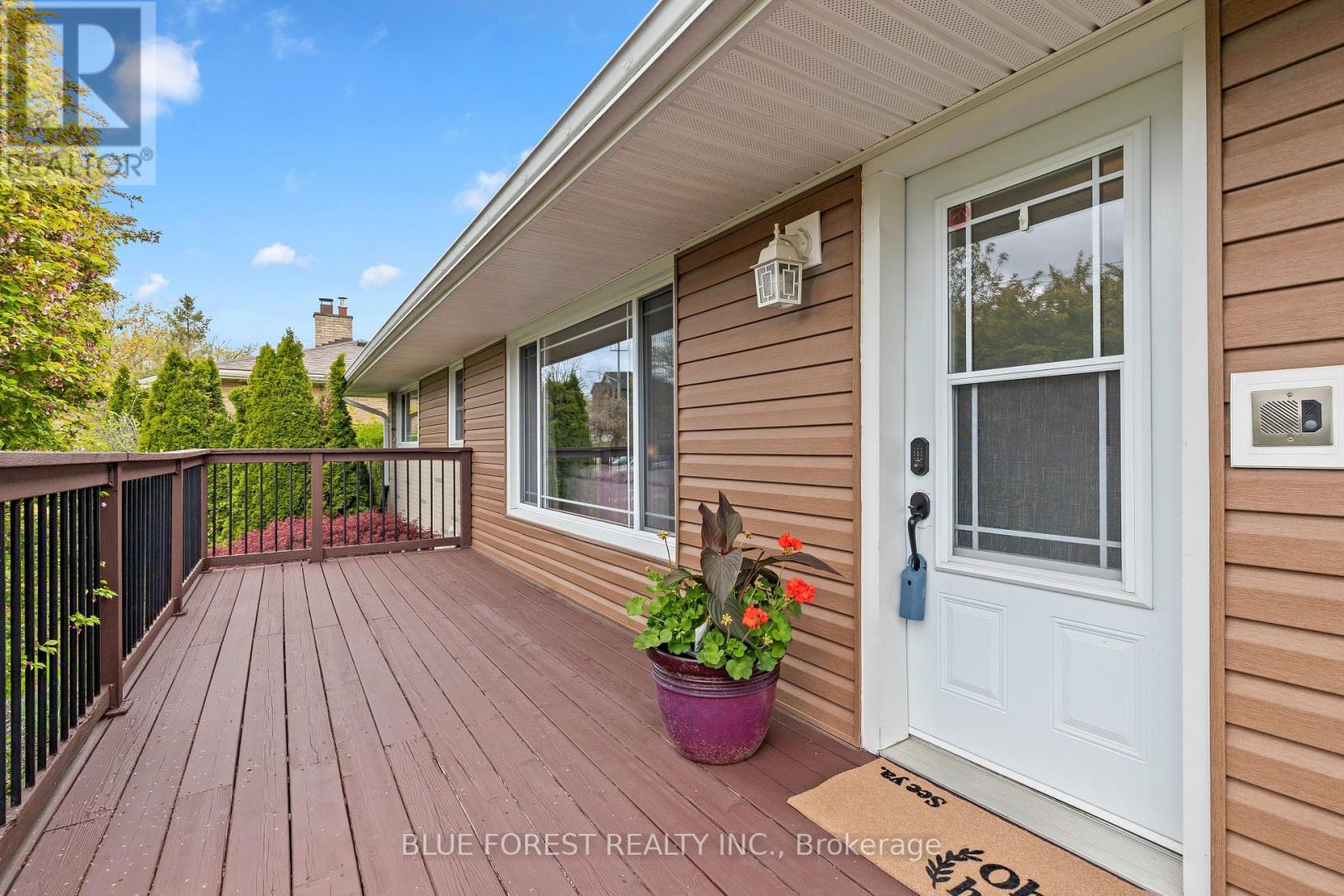 436 BASELINE ROAD E - Image 3