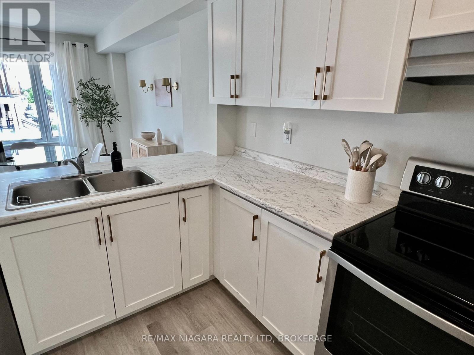 #48 96 DRYDEN LANE - Image 22