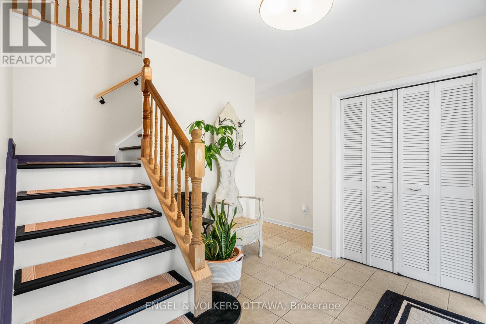 4 Bed, 3 Bath House for Sale in Ottawa – 2343 WHITEHAVEN CRESCENT, Ottawa – MLS# X13633052 - Image 27