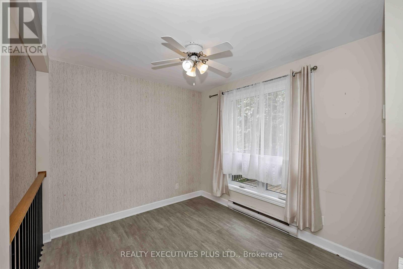 366 CHARRON STREET - Image 13