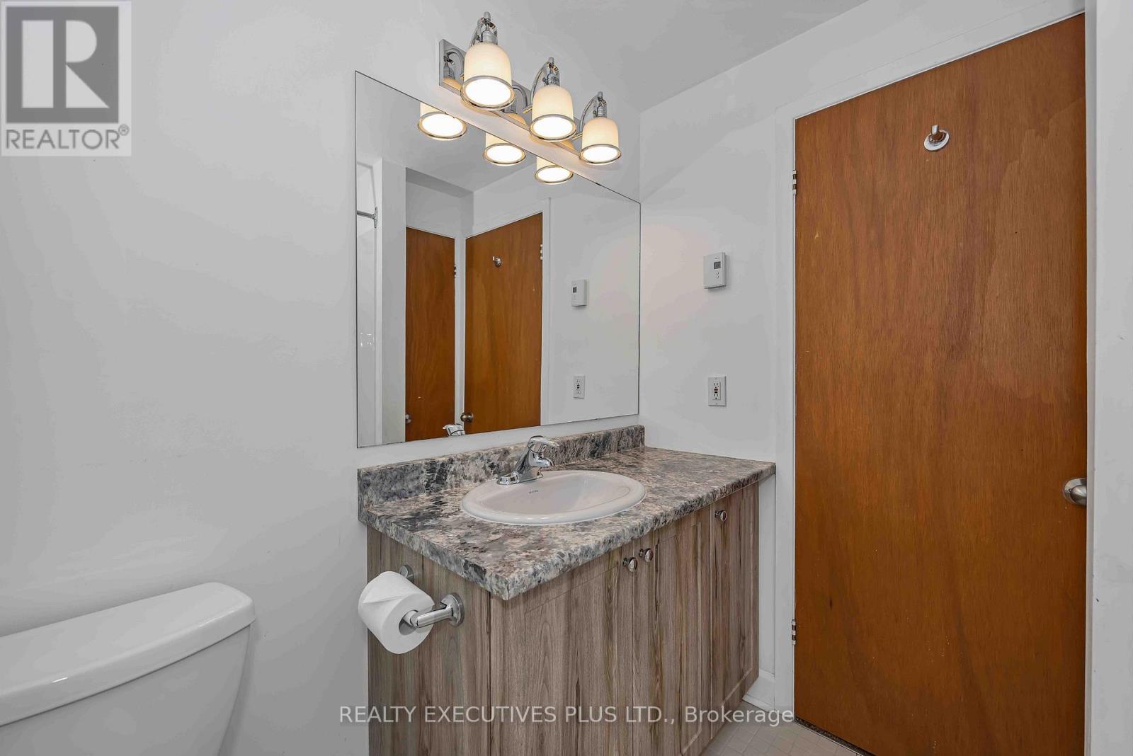 366 CHARRON STREET - Image 16