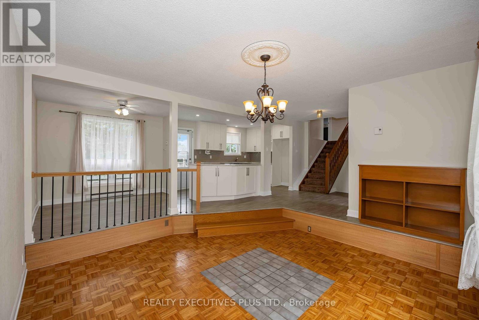 366 CHARRON STREET - Image 6