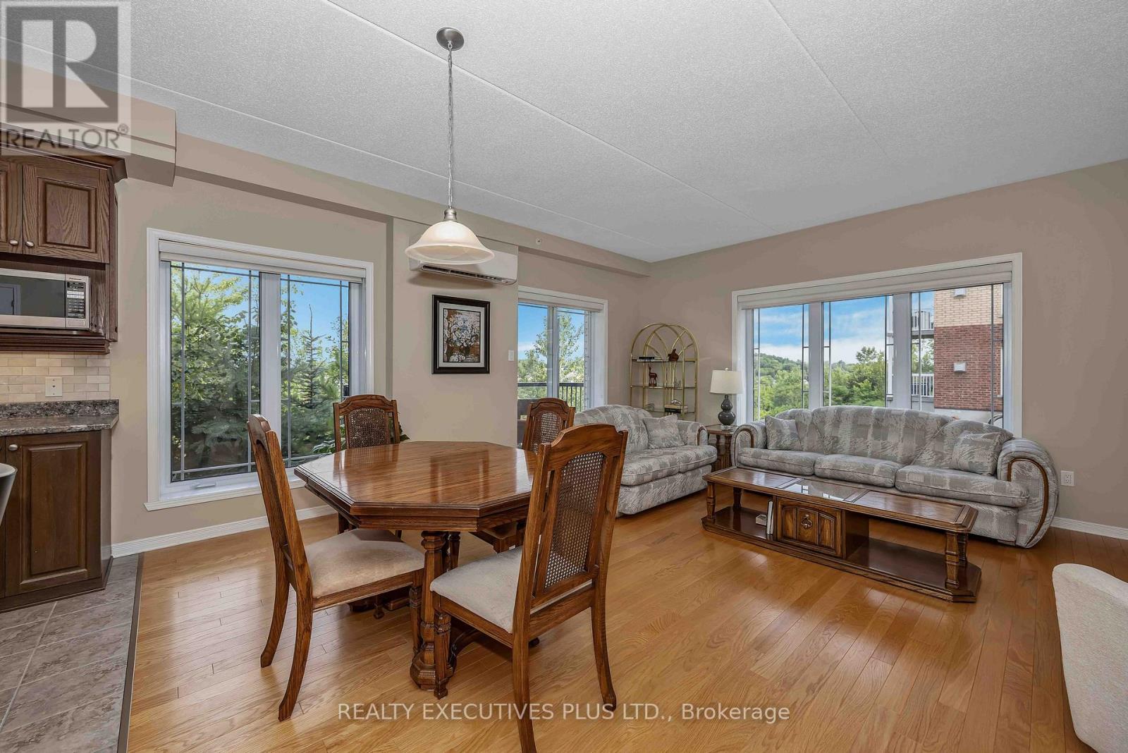#103 2376 ALBERT STREET - 11