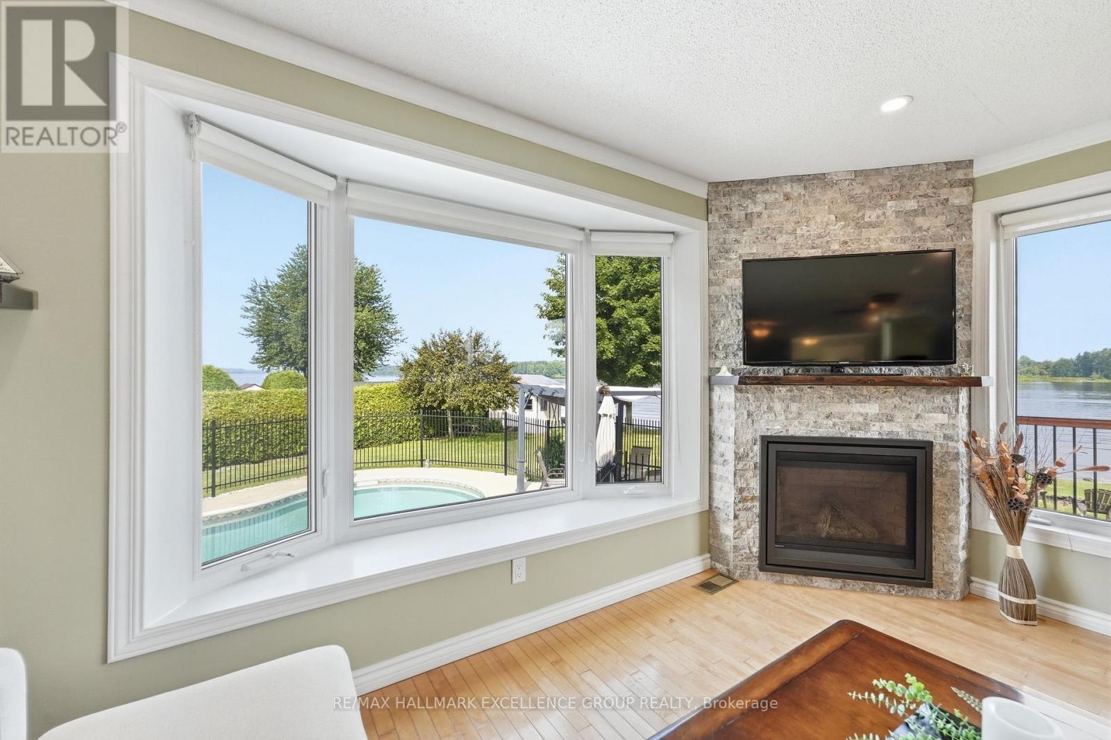 2570 WOODS STREET - Image 11