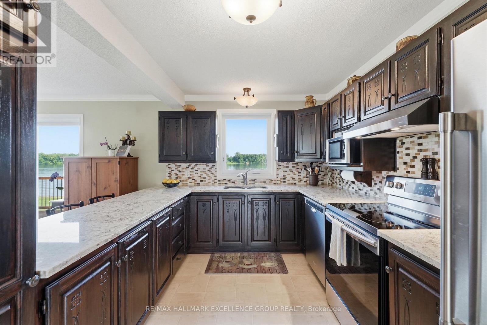 2570 WOODS STREET - Image 17