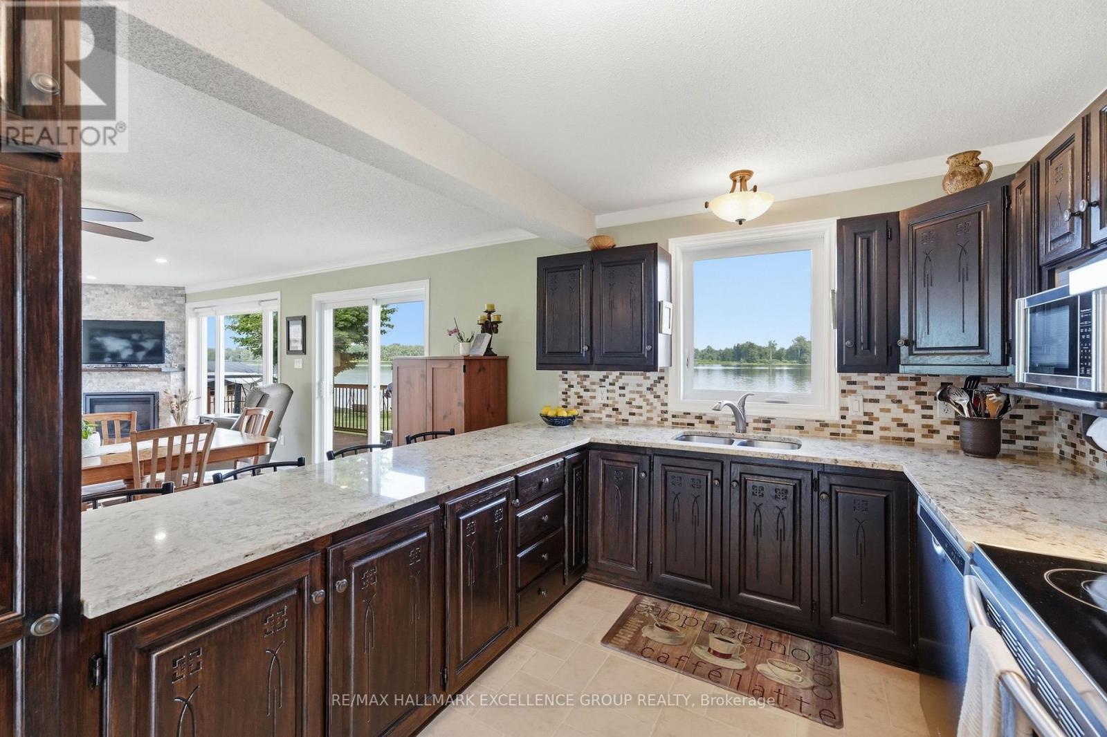 2570 WOODS STREET - Image 19