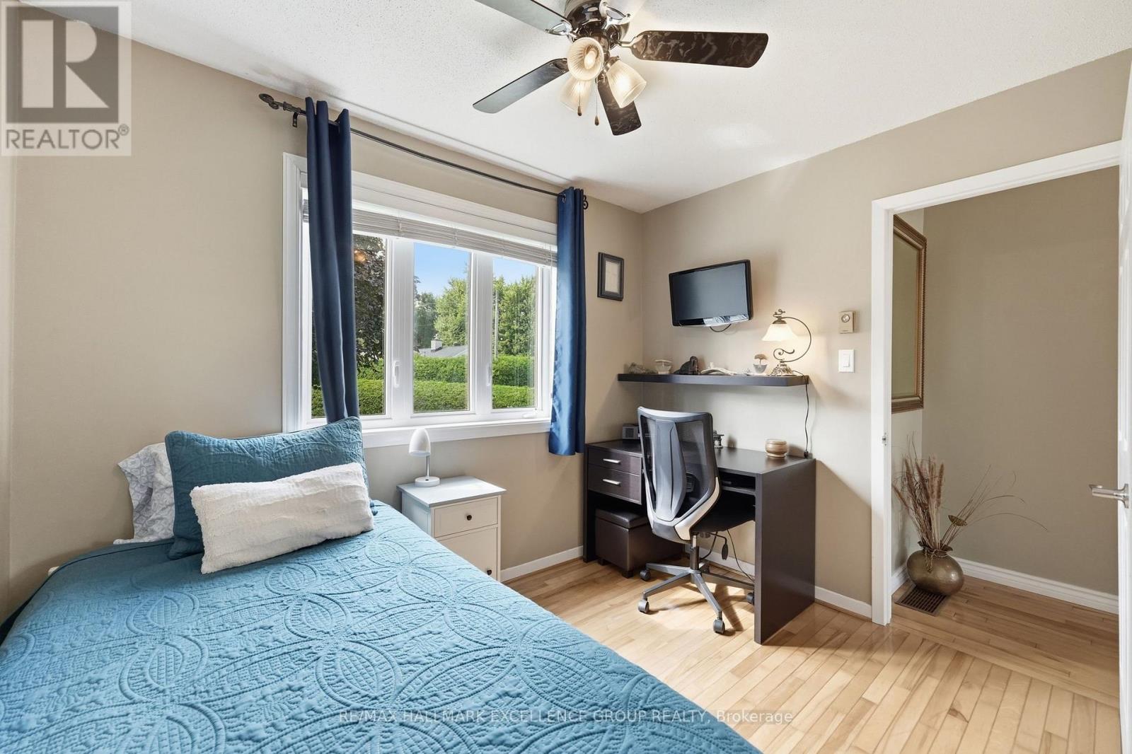 2570 WOODS STREET - Image 23