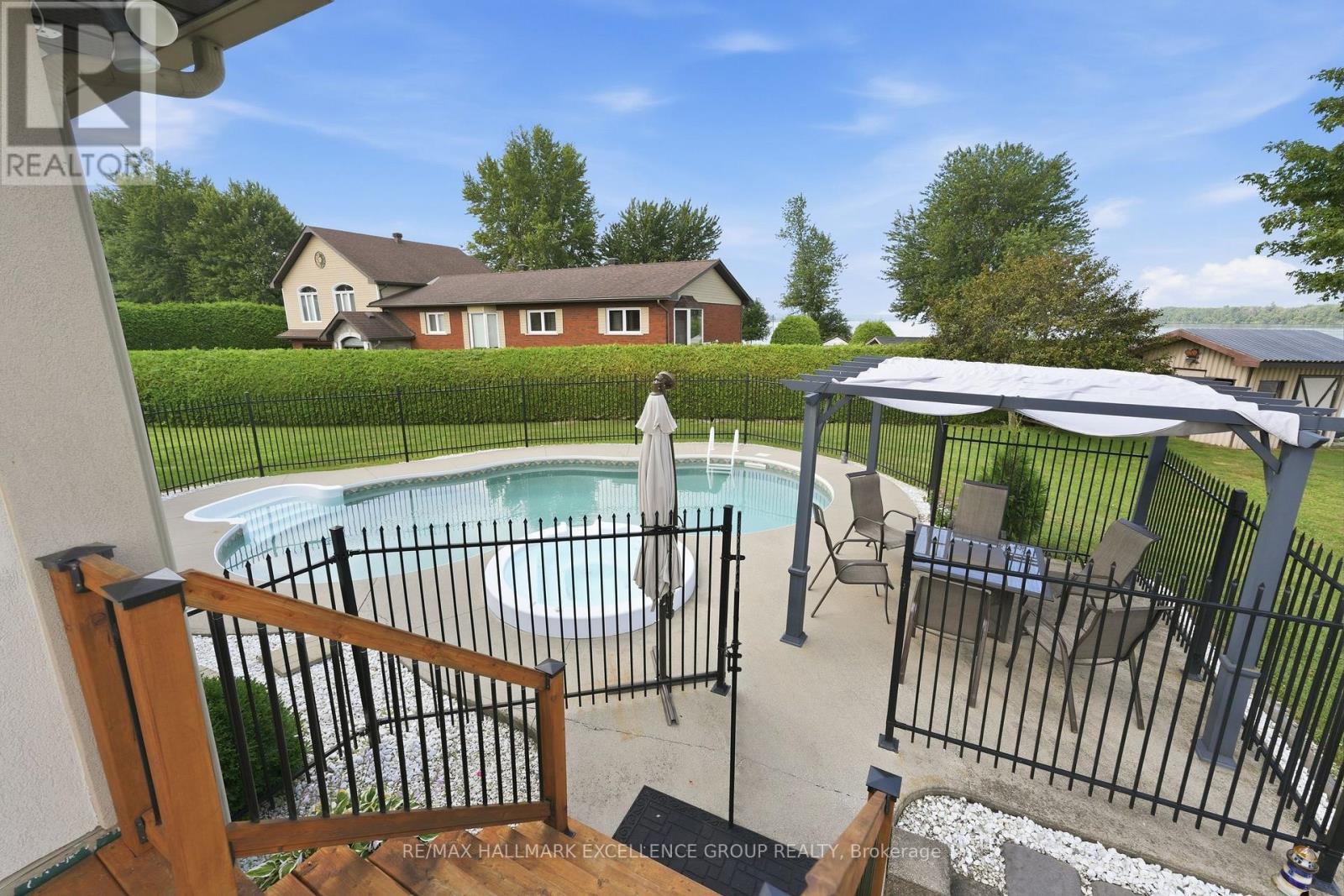 2570 WOODS STREET - Image 40