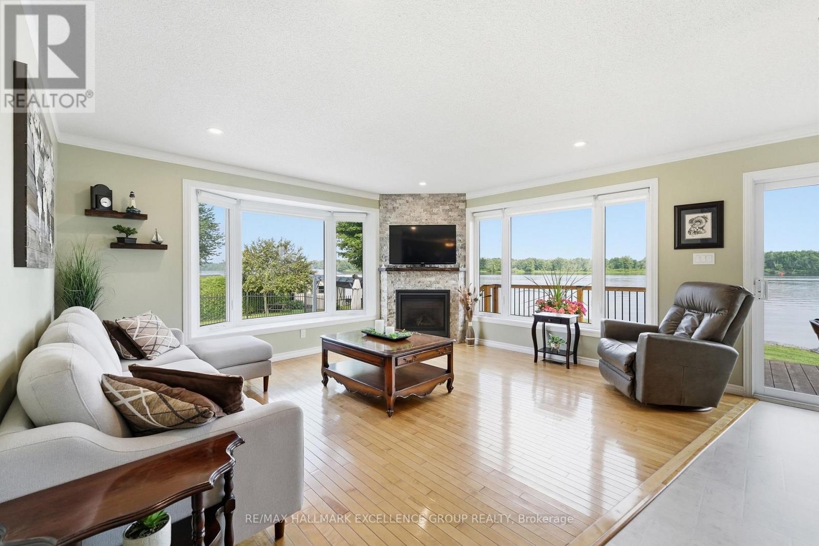 2570 WOODS STREET - Image 7