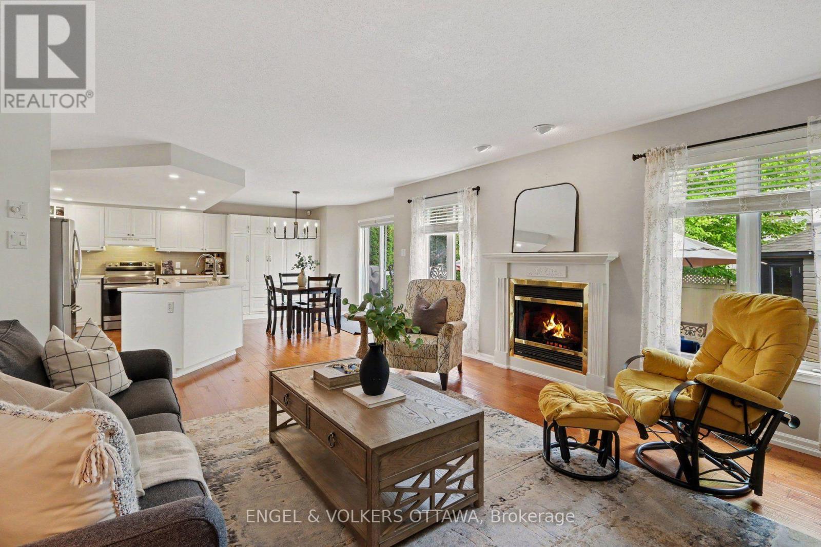 55 HATHAWAY DRIVE - 11