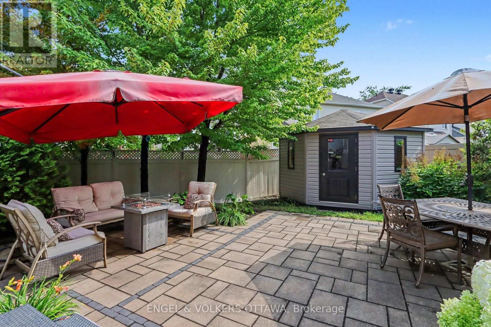 55 HATHAWAY DRIVE - 21