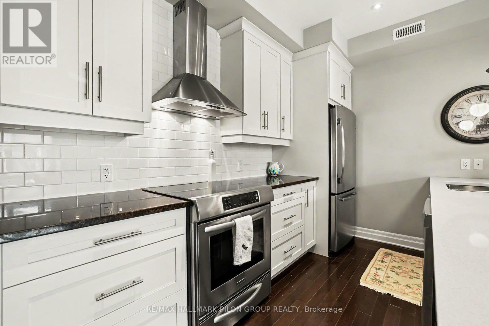 1 Bed, 1 Bath House for Sale in Ottawa – 44 MEACH PRIVATE, Ottawa – MLS# X13633182 - Image 10