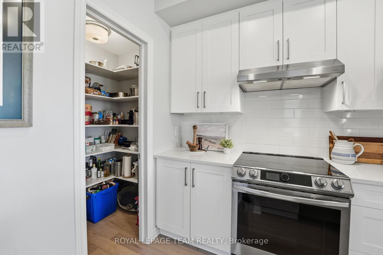 3 Bed, 3 Bath House for Sale in Ottawa – 715 MAVERICK CRESCENT, Ottawa – MLS# X13633216 - Image 9