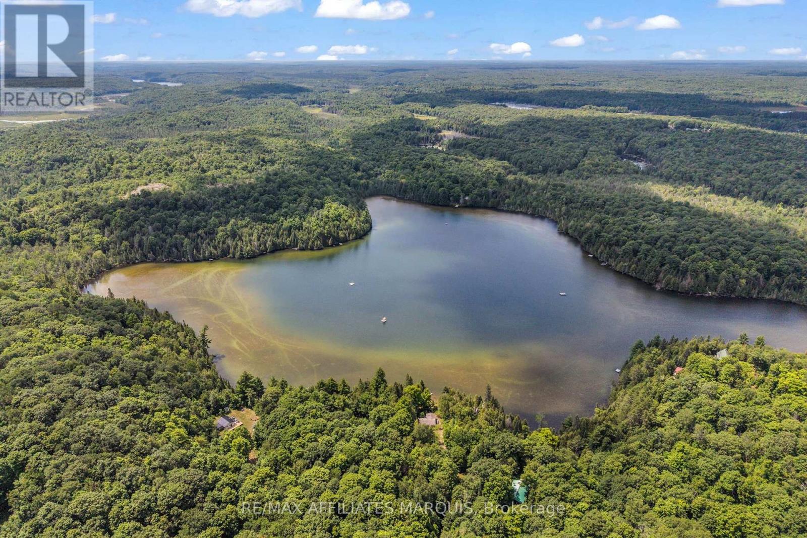 1015 PENYCK  LAKE LANE - Image 34