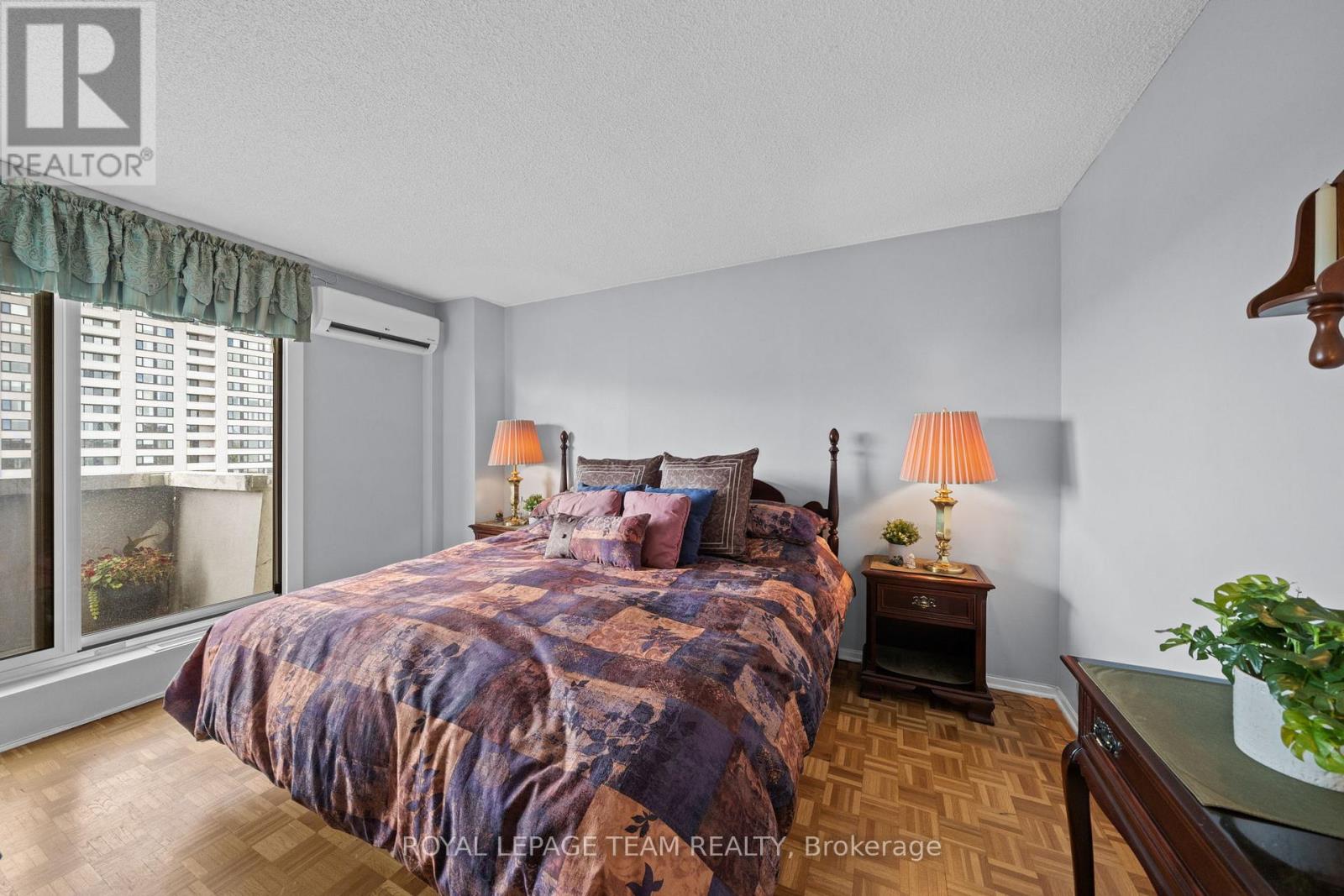 3 Bed, 2 Bath House for Sale in Ottawa – 1010 – 2625 REGINA STREET, Ottawa – MLS# X13633270 - Image 22