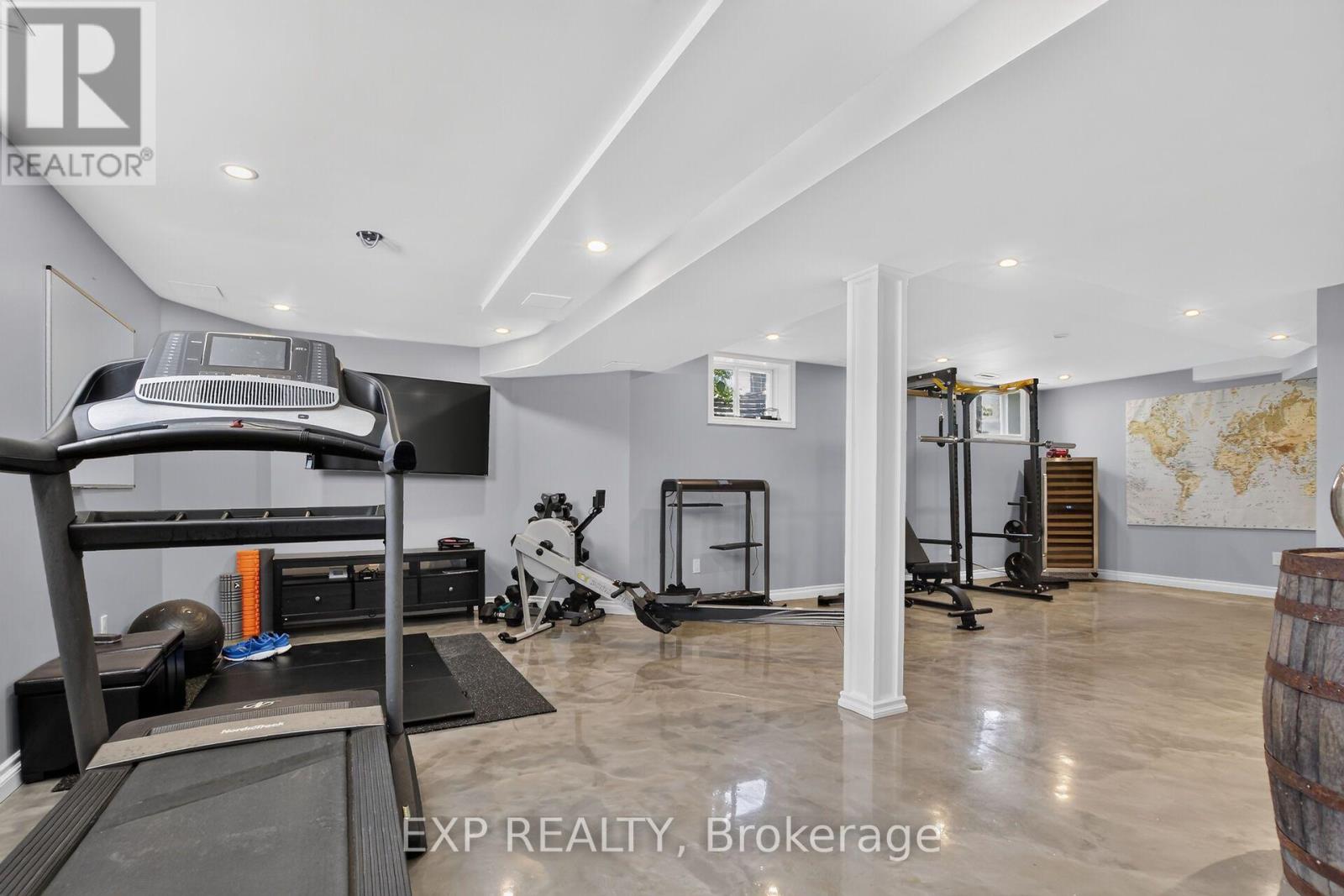 36 WHITE TAIL DRIVE - Image 38