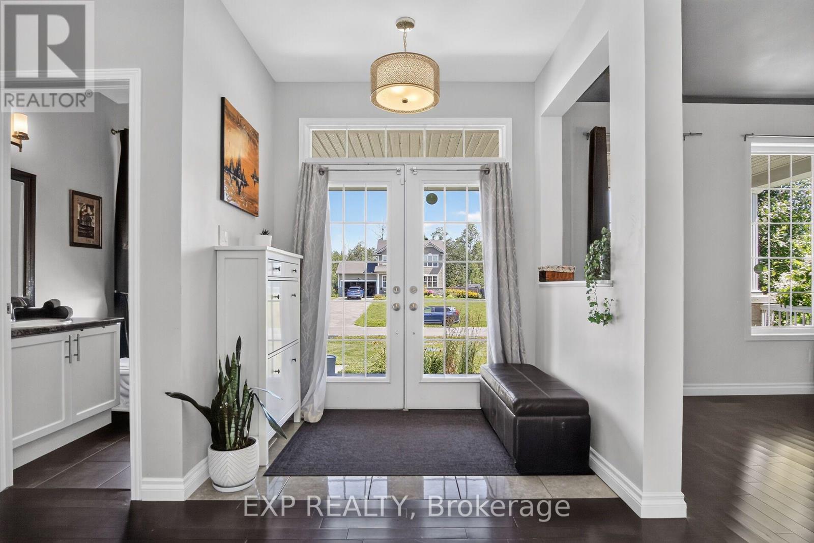 36 WHITE TAIL DRIVE - Image 4