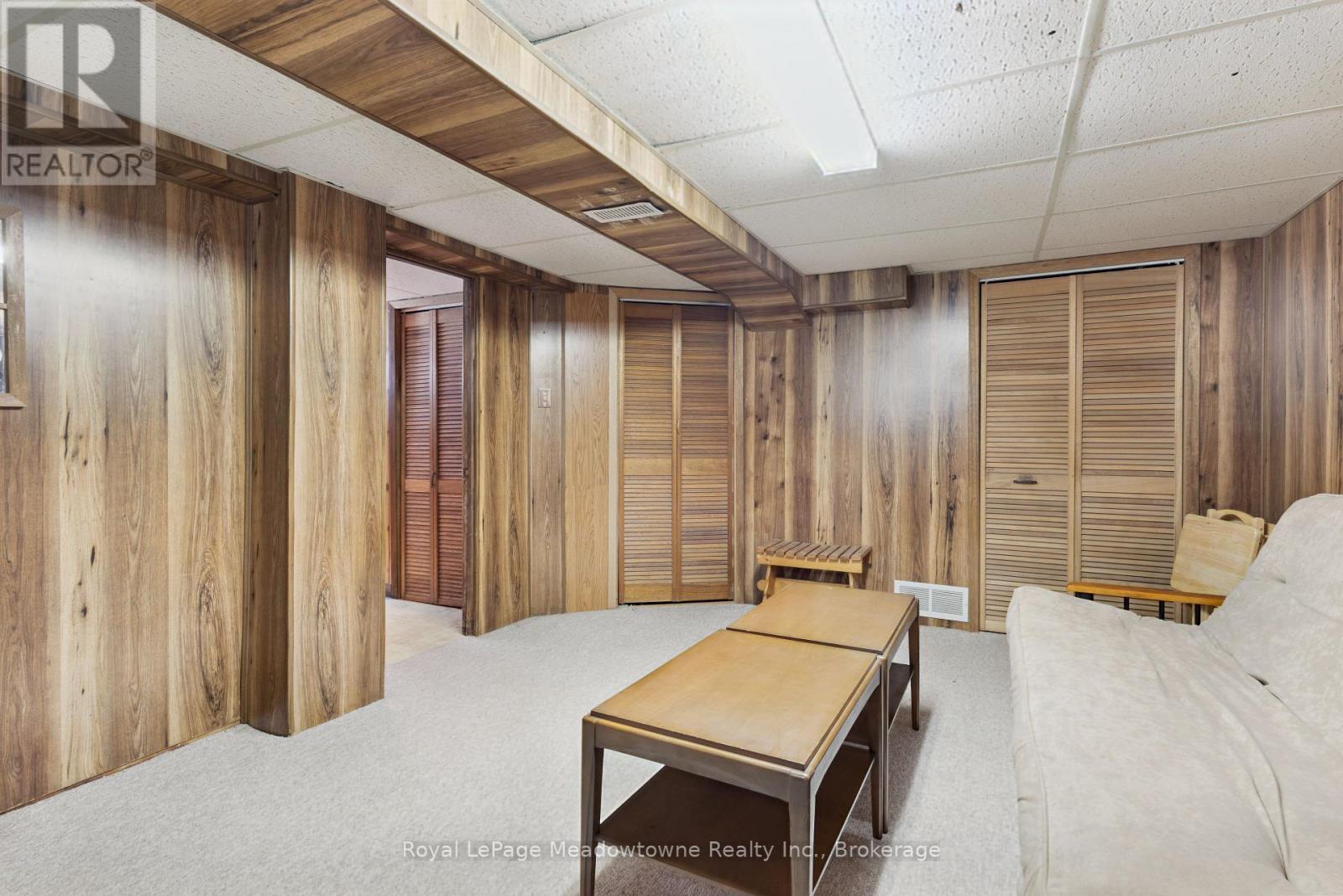 228 BELL STREET - 23